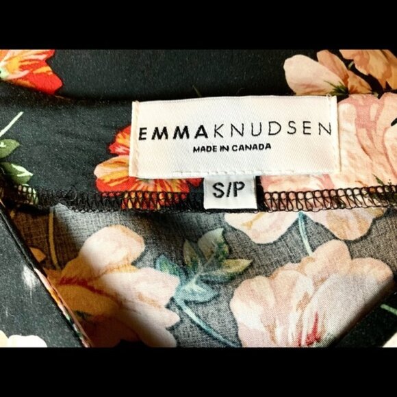 EMMA KNUDSEN Luna Bell Sleeve Dress - Picture 10 of 11